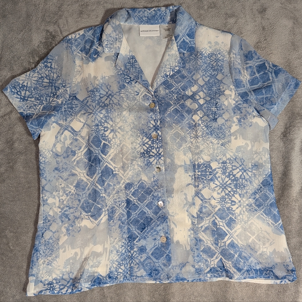 Alfred Dunner Women's Size 10 Short Sleeve Button Down Blouse Blue White Shirt
